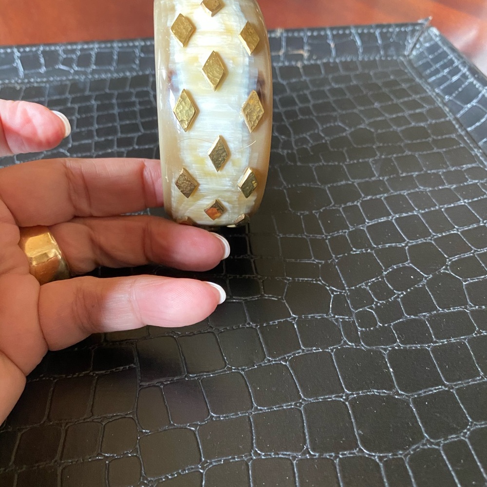 Bangle - Picture 2 of 3